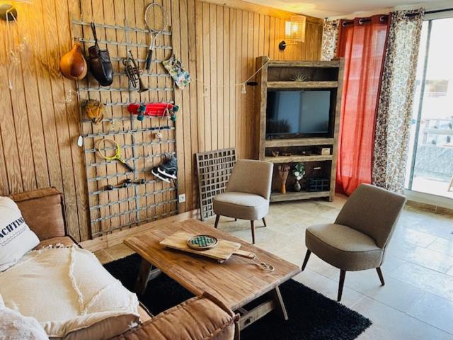 Ressourcement Et Bien Etre En Bord De Mer Довил Екстериор снимка